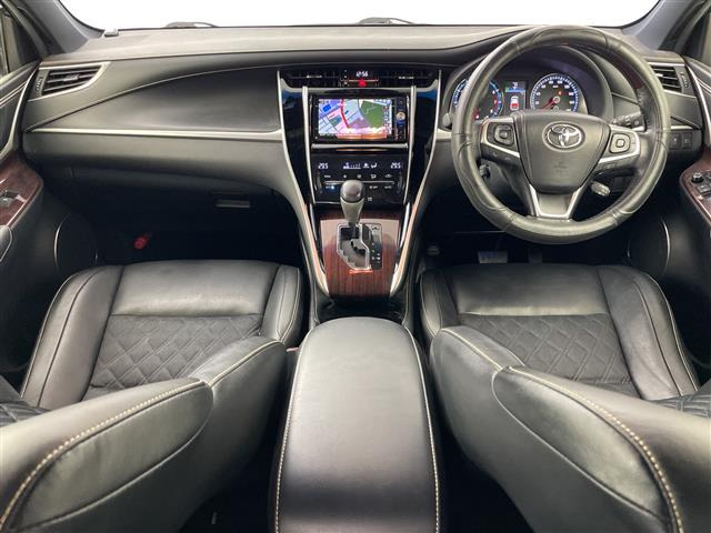 ハリアー2.0 プレミアム 4WD