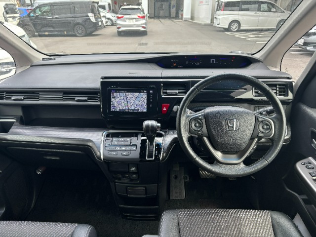 ステップワゴン1.5 スパーダ クールスピリット ホンダ センシング