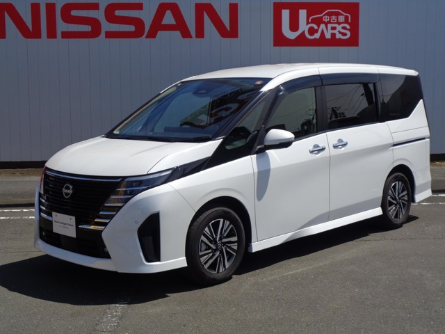 セレナ1.4 e-POWER ハイウェイスターV