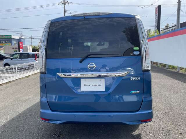 セレナ2.0 ハイウェイスター Vセレクション+Safety II S-HYBRID