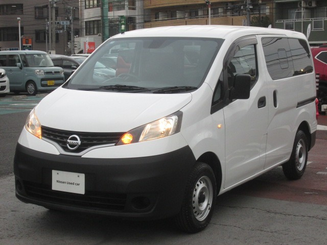 NV200バネットバン1.6 DX