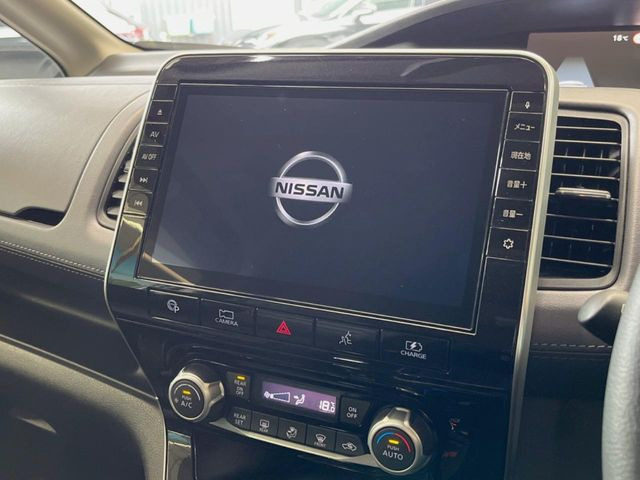 �y���ʃi�r�z�l�C�̑�^10�C���`�i�r�𑕔��B���݊��̂�����ʂ̓C���p�N�g��!�i�r���p���̃}�b�v�\���͌��₷���A�e���r��DVD�͗Տꊴ���A�b�v!�����̃h���C�u���O�b�Ɗy�����Ȃ�܂���