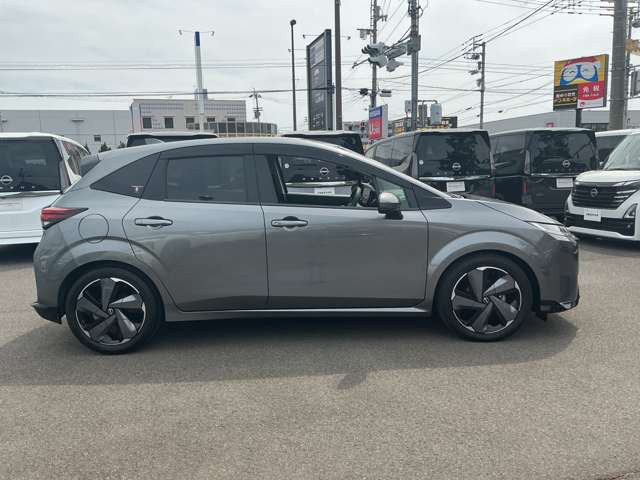 ノートオーラ1.2 G レザーエディション