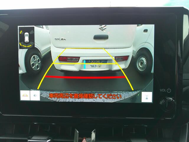 �o�b�N�J�����𑕔����Ă���܂��B���Ԏ��ɑ�ϖ𗧂��܂����^�]�����ȕ��̖����ɂȂ��Ă���܂��B