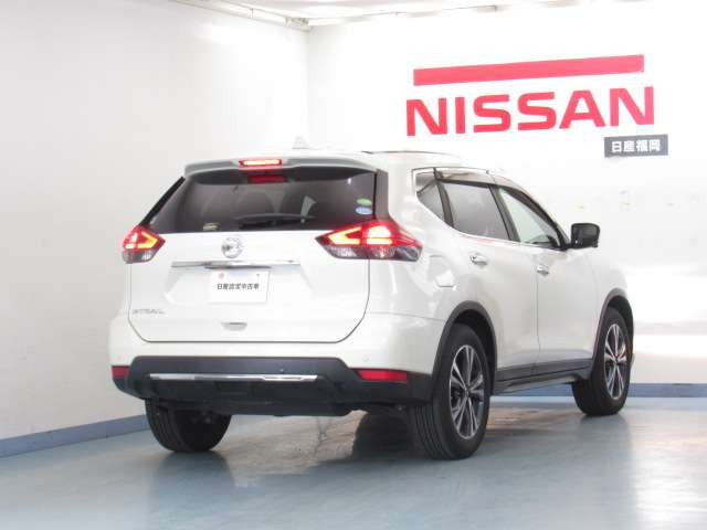 エクストレイル2.0 20Xi