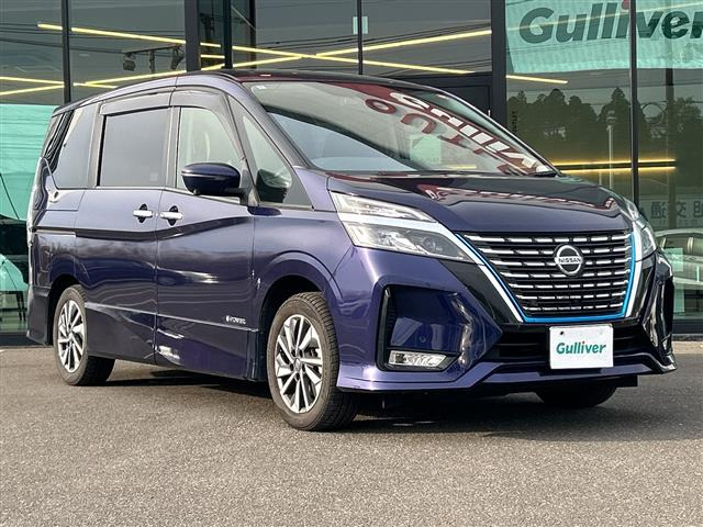 セレナ1.2 e-POWER ハイウェイスターV