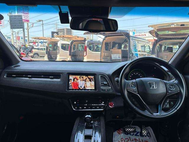 ヴェゼル1.5 ハイブリッド RS ホンダセンシング