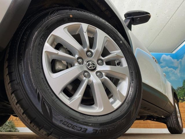 �y����16�C���`�A���~�z�C�[���z�O�ςɃ}�b�`���������A���~�z�C�[���𑕒����Ă���܂��B�e��ЊO�A���~�z�C�[����A�X�^�b�h���X�^�C�����戵�����Ă���܂��B���񂲑��k����������