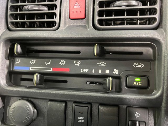 �����~�������Ă��S�Ȃɉ��K�ȋ󒲂�͂��Ă����G�A�R���𑕔���