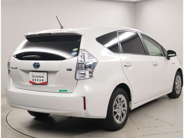 プリウスα1.8 S チューンブラック