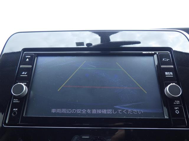 セレナ2.0 ハイウェイスター Vセレクション