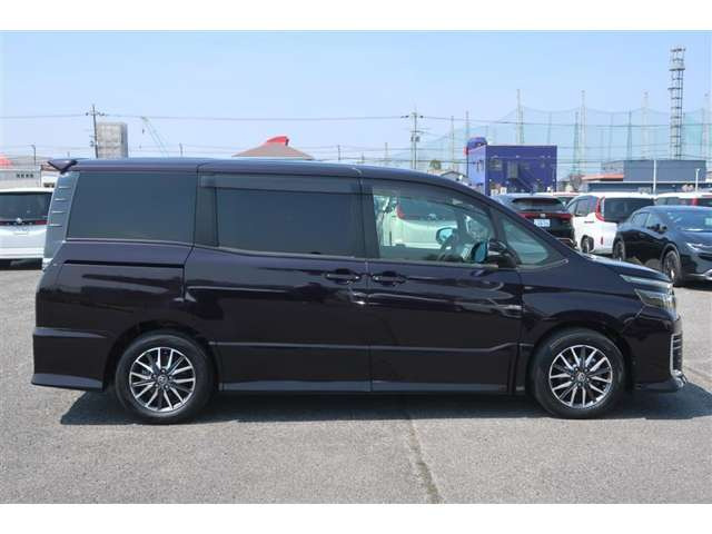 ヴォクシー2.0 ZS