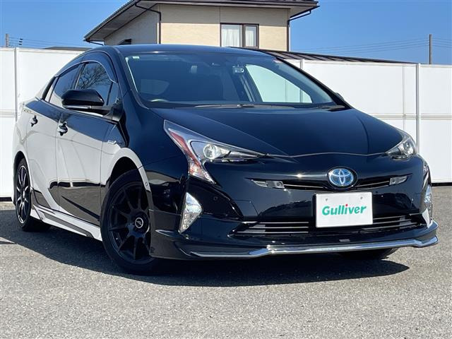 プリウス1.8 A E-Four 4WD