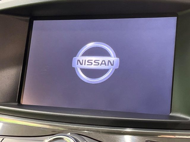 �y���[�J�[�����i�r�z�C���e���A�ɗn�����ރX�^�C���b�V���ȁu��p�݌v�v���[�J�[�i�r�𑕔��􎋔F���⑀�쐫�ȂǊ�{���\�ɂ��D��A���㎿�ȃJ�[���C�t�����y���݂��������܂��B