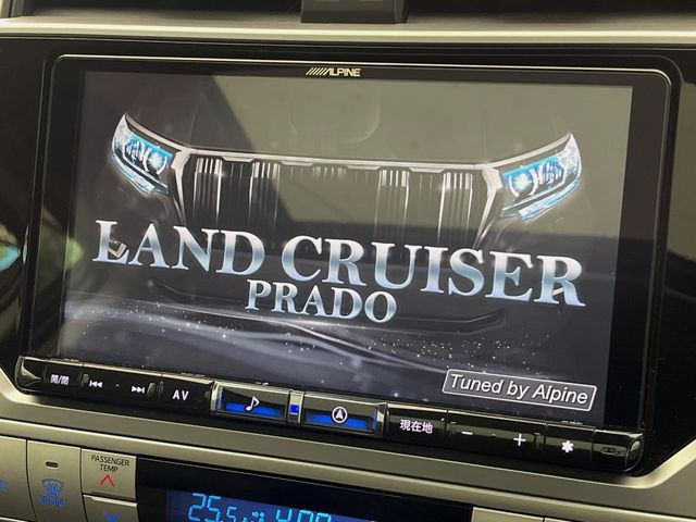 �yBIG-X9�C���`�i�r�z�l�C�̑���BIG-X�i�r�𑕔��B��p�݌v�Ŏԓ��̕��͋C�Ƀ}�b�`!�i�r���p���̃}�b�v�\���͌��₷���A�e���r��DVD�͗Տꊴ���A�b�v!�����̃h���C�u���O�b�Ɗy�����Ȃ�܂���