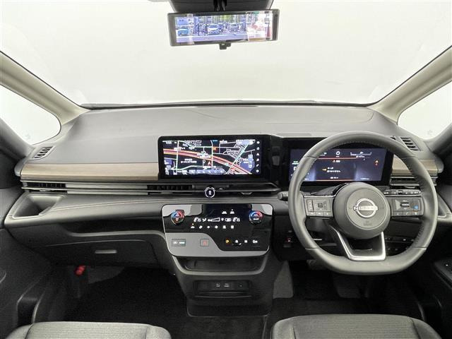 セレナ1.4 e-POWER ハイウェイスターV