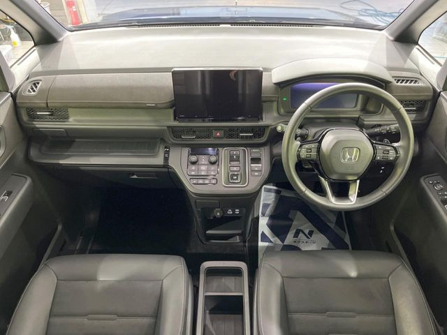 ステップワゴン2.0 e:HEV スパーダ プレミアムライン