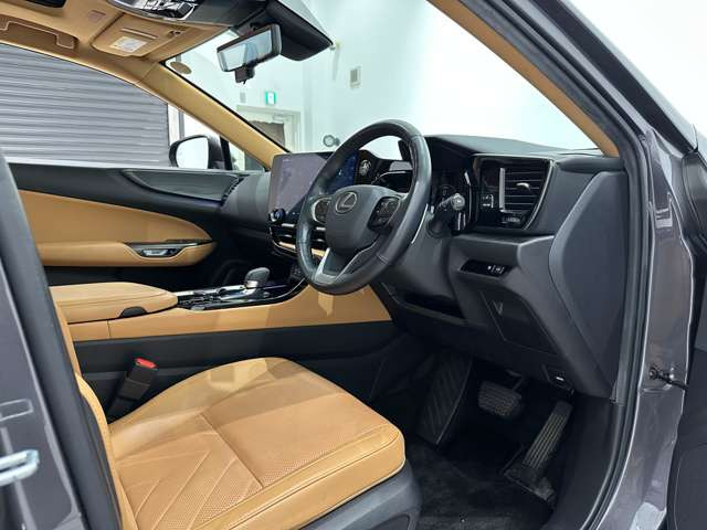 NX350h バージョンL