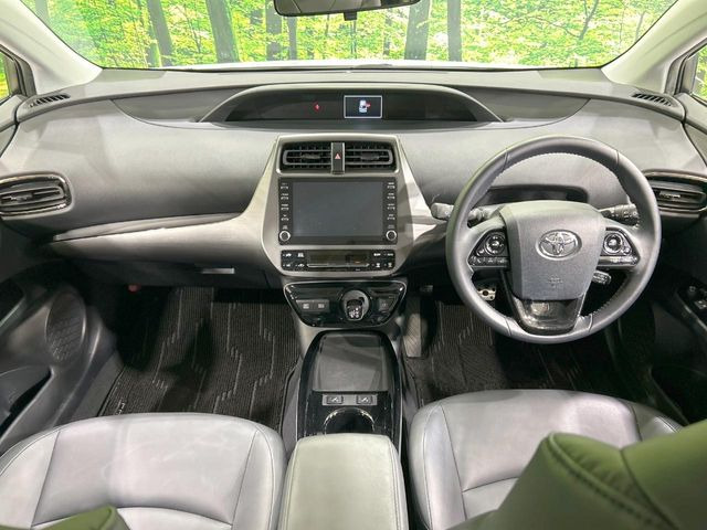 プリウス1.8 S ツーリングセレクション ブラックエディション