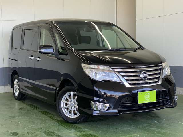 セレナ2.0 ハイウェイスター Vセレクション+Safety 4WD