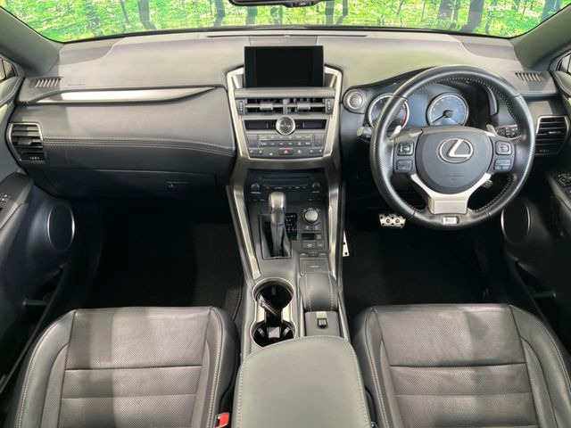 NX200t Fスポーツ