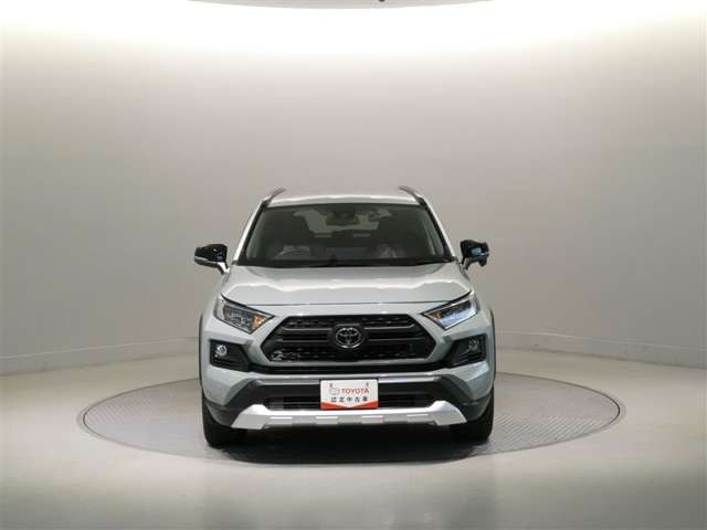 RAV42.0 アドベンチャー 4WD
