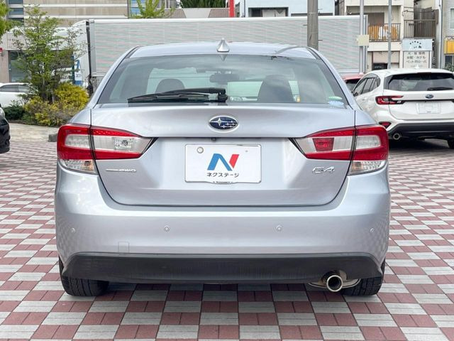 安心の最長10年・走行無制限保証(有償)をご用意。保証内容も充実はもちろん、無料点検&オイル交換や、年中無休の全国・24時間ロードサービスも付帯されておりますのでご安心下さい。