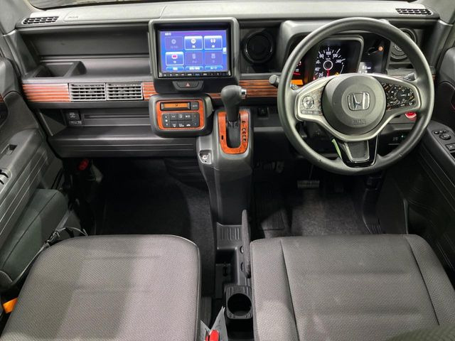 N-VAN+スタイル ファン