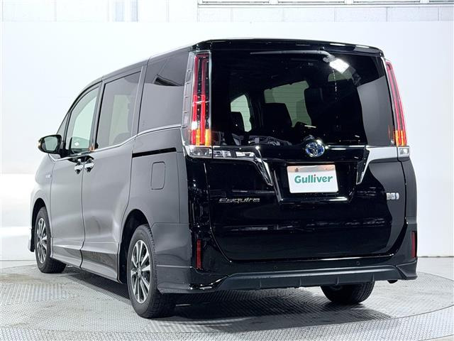 エスクァイアハイブリッド1.8 Gi