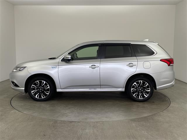 アウトランダーPHEV2.0 G リミテッド エディション 4WD