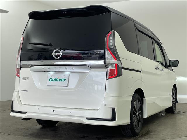 セレナ2.0 ハイウェイスターV アーバンクロム