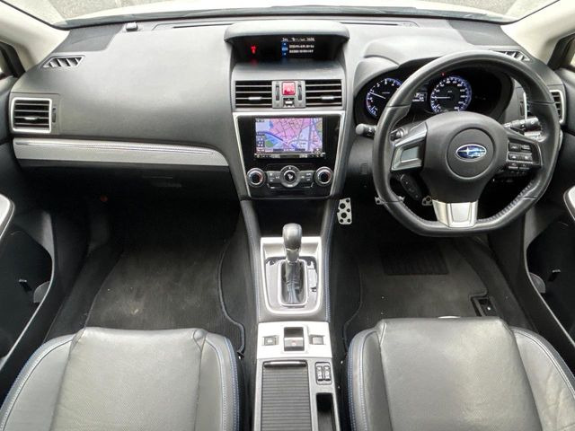 レヴォーグ2.0 GT アイサイト 4WD