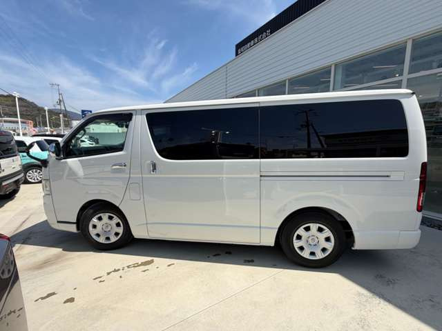 ハイエースレジアスバン2.0