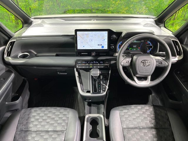 ヴォクシー1.8 ハイブリッド S-Z