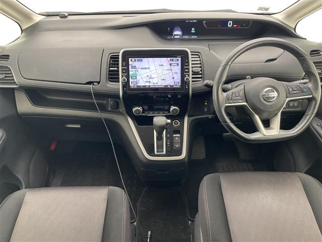 セレナ2.0 ハイウェイスター Vセレクション