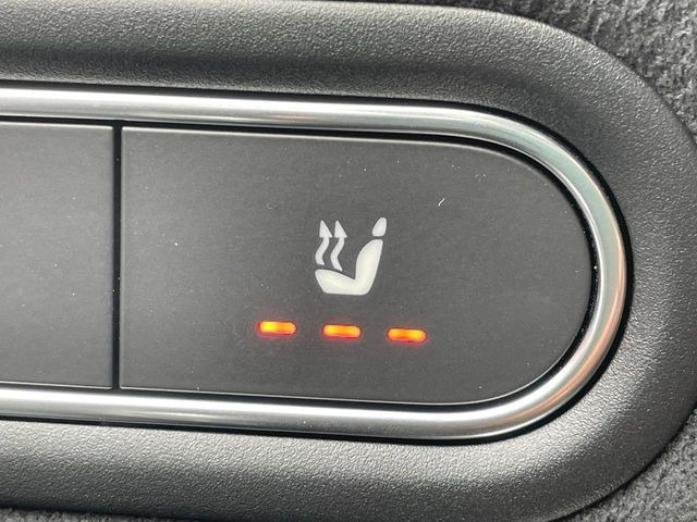 ���t�����g�V�[�g�q�[�e�B���O:�^�]�ȁE����ȋ��ɎO�i�K�Œ��߂��\�ȃV�[�g�q�[�^�[�𑕔����Ă���܂��B�G�߂��킸���K�ɂ��g�p���������܂��B