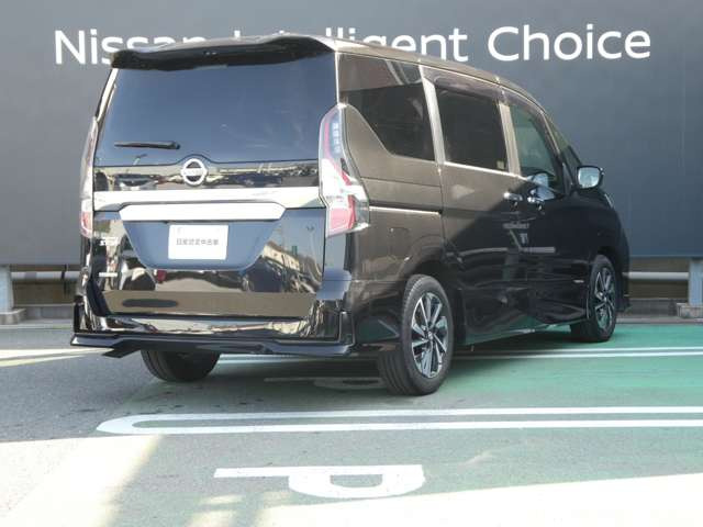 セレナ2.0 ハイウェイスターV