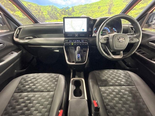 ヴォクシー1.8 ハイブリッド S-Z