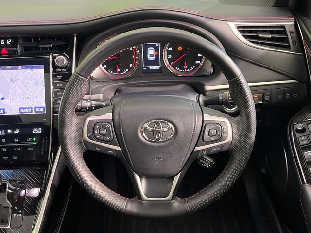 �y�����v�����X�e�A�����O�z�㎿�Ȋv���g�p���邱�ƂŁA��ɂ����������݂ƂĂ��^�]���₷���n���h���ł���