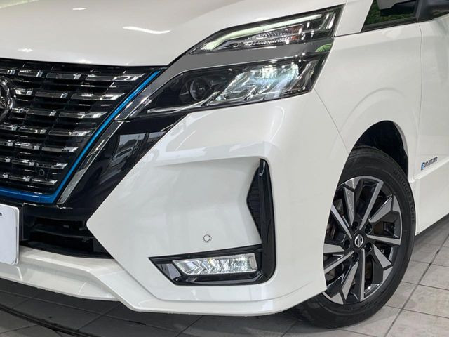 �yLED�w�b�h���C�g�z���V����ԑ��s�����ǍD�Ȏ��E���m�ۂ����S���ĉ^�]�ł��鍂�P�xLED�w�b�h���C�g�𑕔�!�_�����x�������A����d�͂��}�����Ă��܂��B