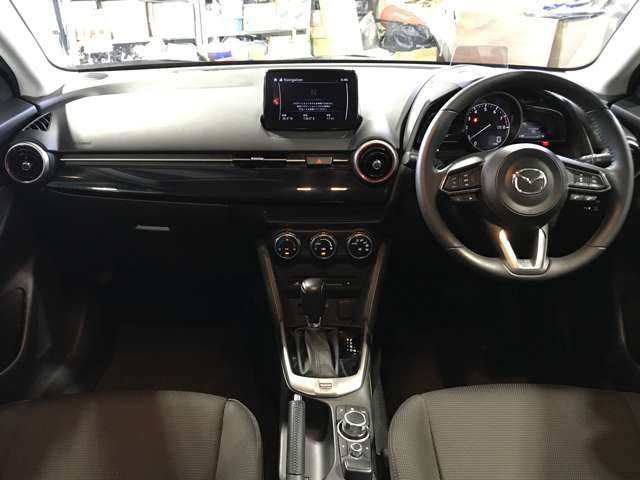 MAZDA21.5 15S ブラックトーンエディション 4WD