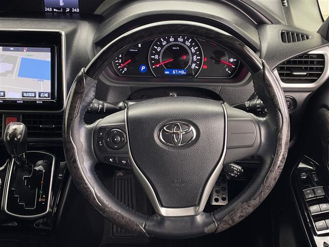 ヴォクシー2.0 ZS