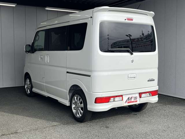 �l�C��4WD�A�y�����ԁA�R���p�N�g�J�[�ASUV�A�Z�_���A�~�j�o���A�A���Ԃ܂ŕ��L����葵���Ă���܂��B