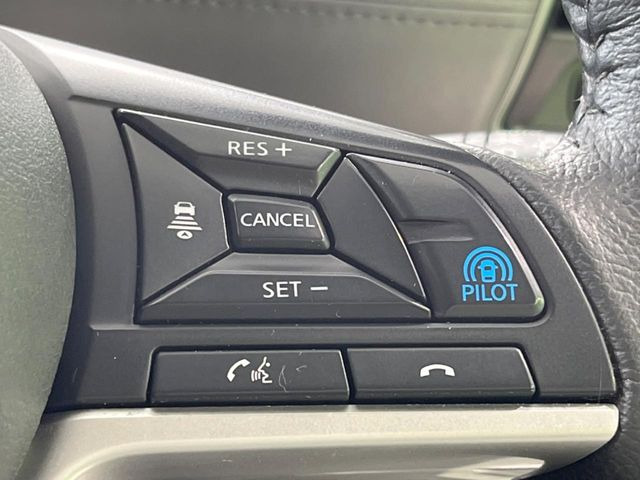 �y�v���p�C���b�g�z�������H�ł̒��������s���y��!!�a�؎��Ə��񑖍s�̃V�[���ŁA�A�N�Z���E�u���[�L�E�X�e�A�����O�������Ő��䂵�A�������^�]�̕��S���y�����Ă���܂���