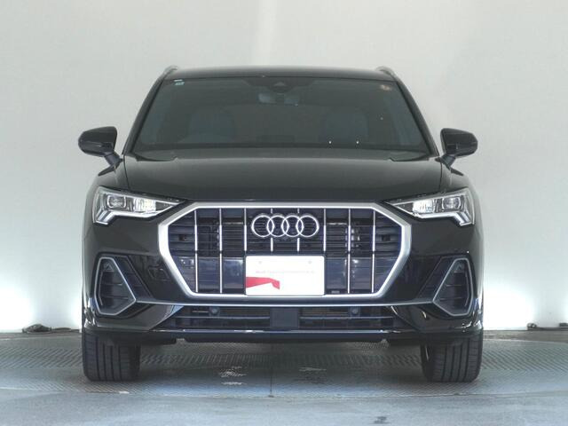 Q335 TFSI アドバンスド