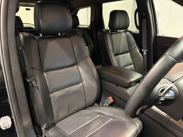 グランドチェロキーリミテッド 4WD