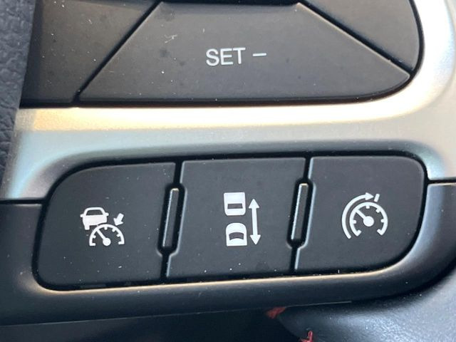 �����[�_�[�N���[�Y�R���g���[��:�O�̎ԂƂ̎Ԋԋ��������ɂƂ�A��葬�x�Ŏ������s���Ă���鎟����̃N���[�Y�R���g���[��!��ɍ������H�⎩���Ԑ�p���H�Ŏg�p����֗��ȋ@�\�ł�!