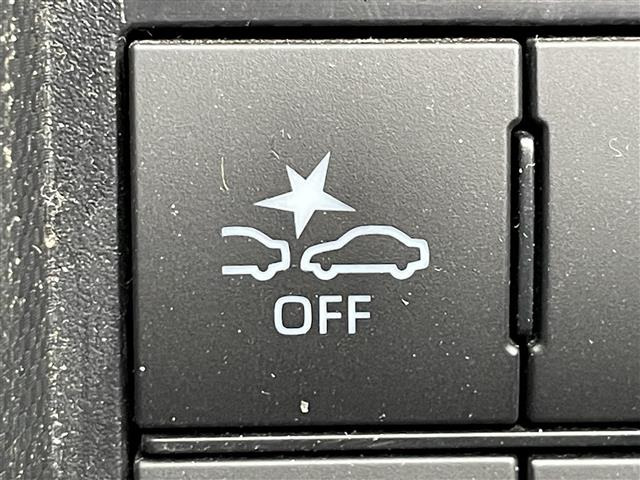 ロッキー1.0 プレミアム 4WD