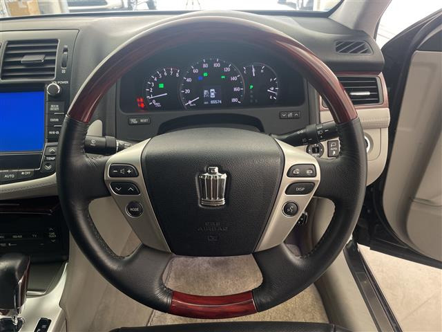 クラウン2.5 ロイヤルサルーン