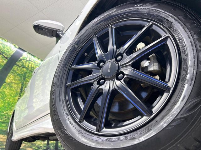 �y15�C���`�A���~�z�C�[���z�O�ςɃ}�b�`�����A���~�z�C�[���𑕒����Ă���܂��B�e��A���~�z�C�[����A�X�^�b�h���X�^�C�����戵�����Ă���܂��B���񂲑��k����������